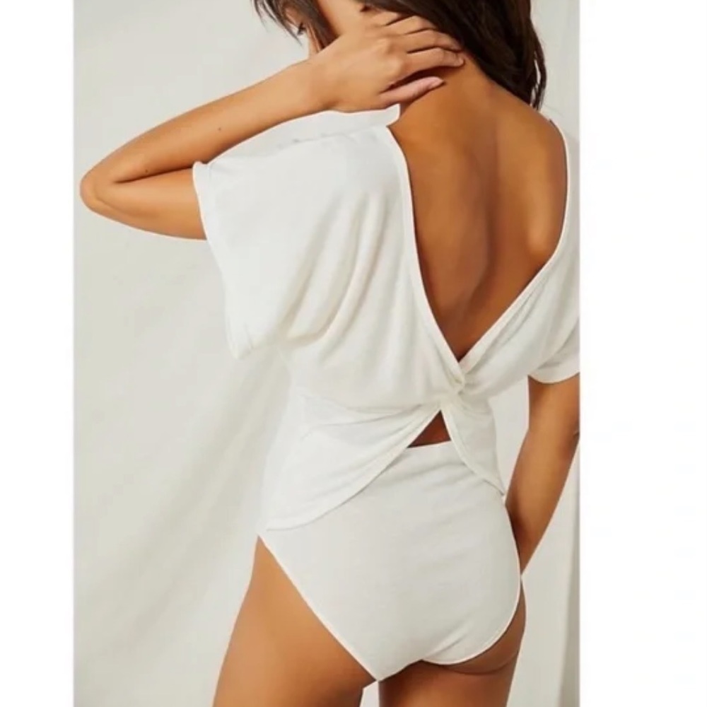NEW free people martini with a twist white twist back short sleeve bodysuit